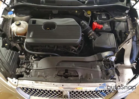 2020 Lincoln Corsair z USA, uszkodzony, nr VIN 5LMCJ1D90LUL15265